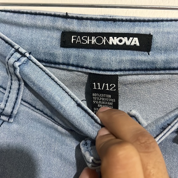Fashion Nova Distressed Jeans  11/12 - Picture 7 of 8